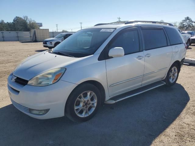 2005 Toyota Sienna XLE