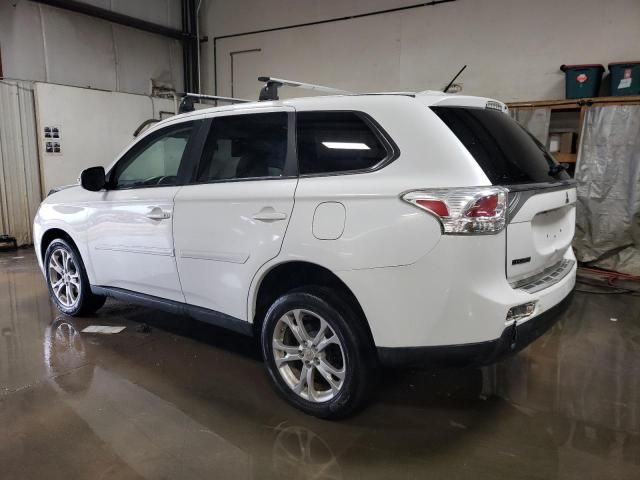 2014 Mitsubishi Outlander SE