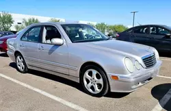 Mercedes-Benz Vehiculos salvage en venta: 2002 Mercedes-Benz E 320