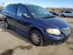 2006 Chrysler Town & Country Limited