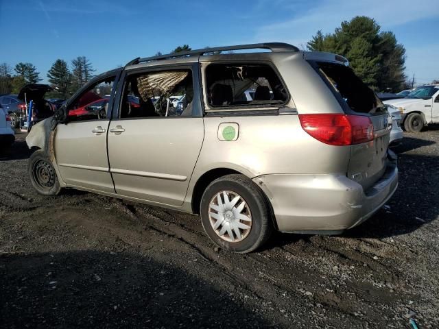 2009 Toyota Sienna CE