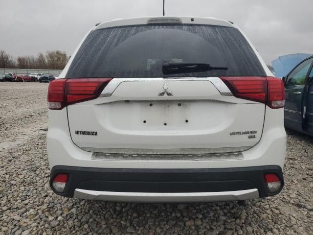 2016 Mitsubishi Outlander SE