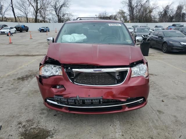 2012 Chrysler Town & Country Touring L