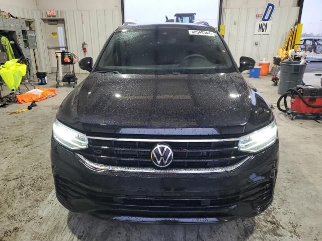 2022 Volkswagen Tiguan SE R-LINE Black