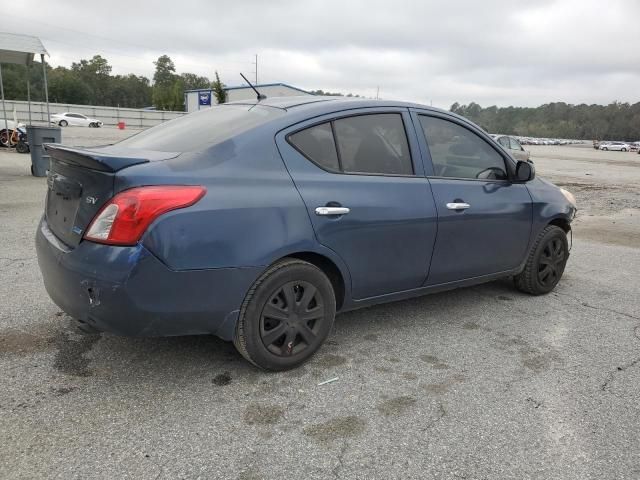 2013 Nissan Versa S