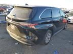 2022 Toyota Sienna LE