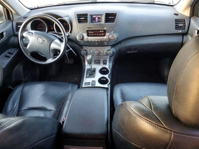 2011 Toyota Highlander Base