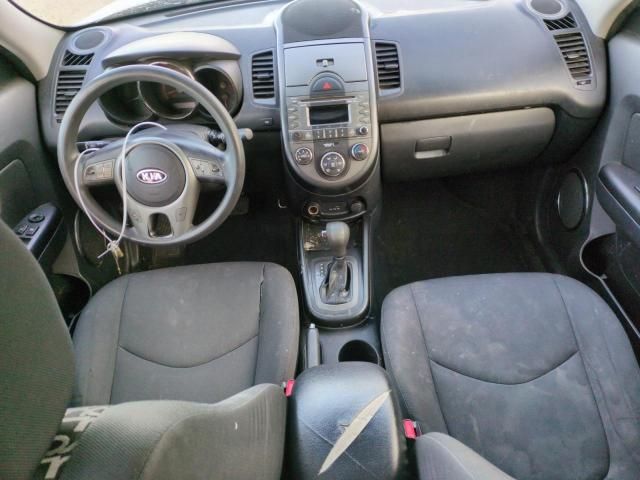 2011 KIA Soul +