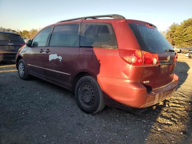 2010 Toyota Sienna CE