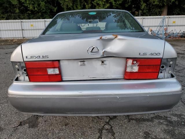 1999 Lexus LS 400