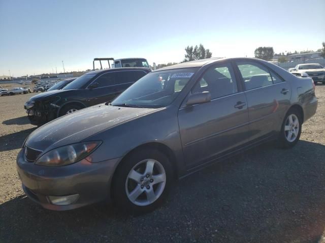 2005 Toyota Camry LE