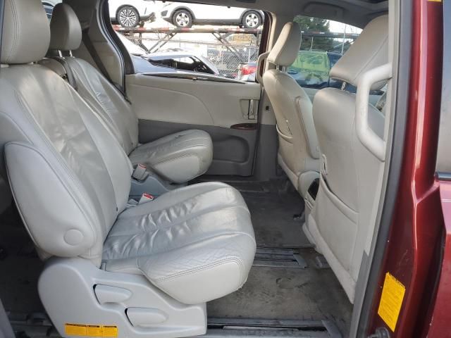 2012 Toyota Sienna XLE