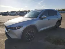 Mazda Vehiculos salvage en venta: 2022 Mazda CX-5 Premium