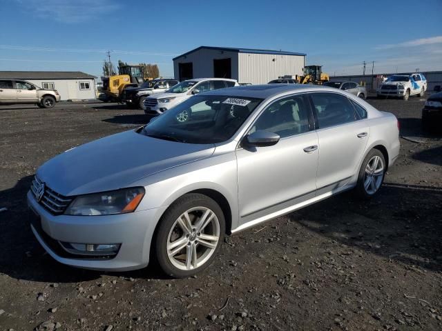 2012 Volkswagen Passat SEL