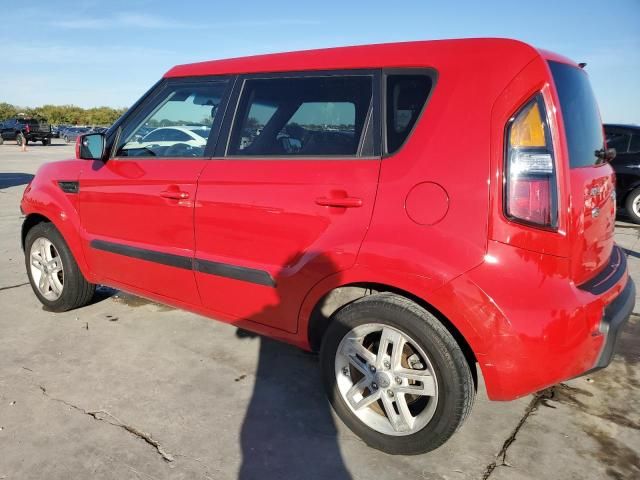 2011 KIA Soul +