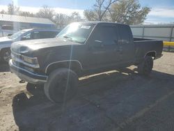 Salvage trucks for sale at Wichita, KS auction: 1995 Chevrolet GMT-400 K1500