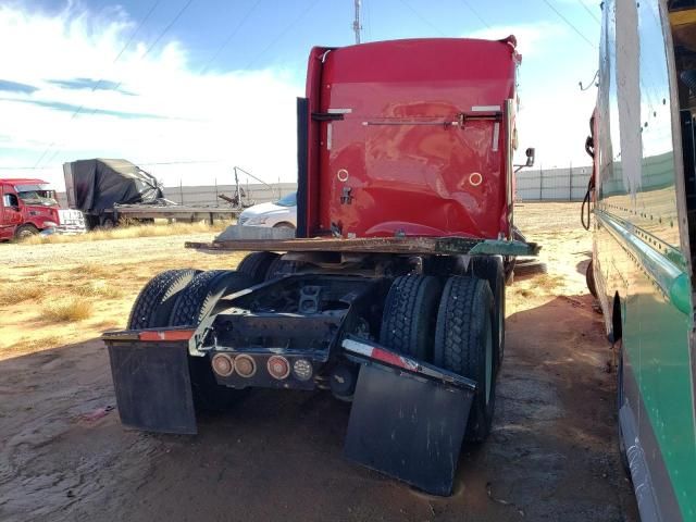 2007 Kenworth Construction T600