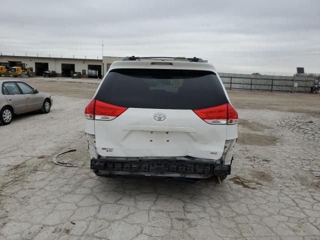 2012 Toyota Sienna XLE