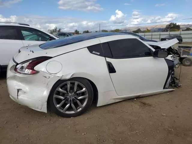 2014 Nissan 370Z Base