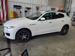 SUV salvage a la venta en subasta: 2017 Maserati Levante Sport