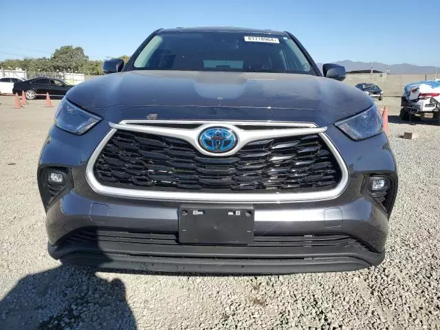 2023 Toyota Highlander Hybrid LE