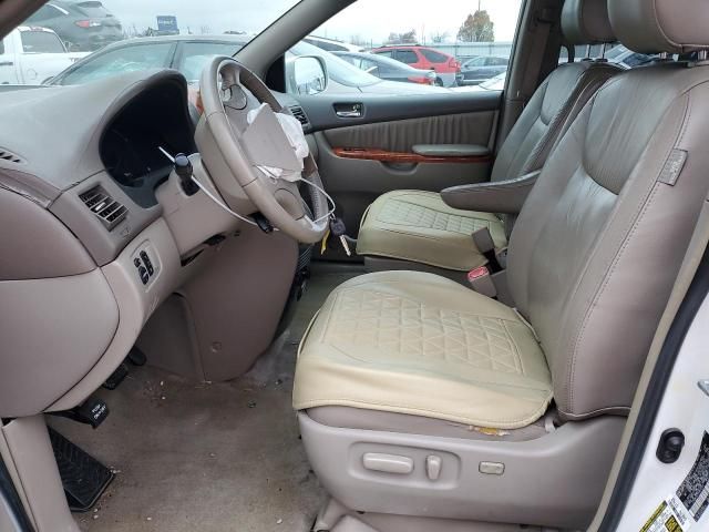 2007 Toyota Sienna XLE