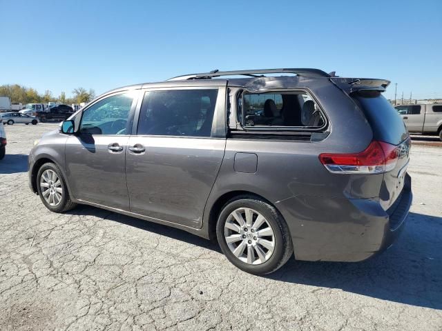 2013 Toyota Sienna XLE