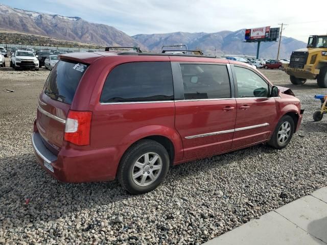 2012 Chrysler Town & Country Touring