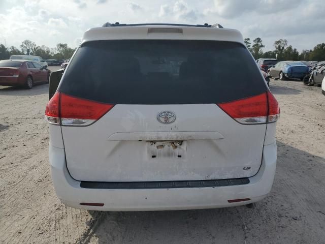 2013 Toyota Sienna LE