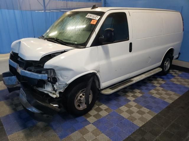 2022 Chevrolet Express G2500