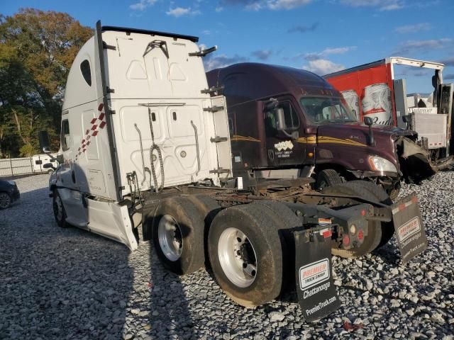 2018 Freightliner Cascadia 125