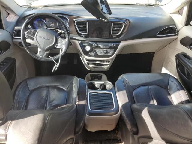 2017 Chrysler Pacifica Touring L Plus