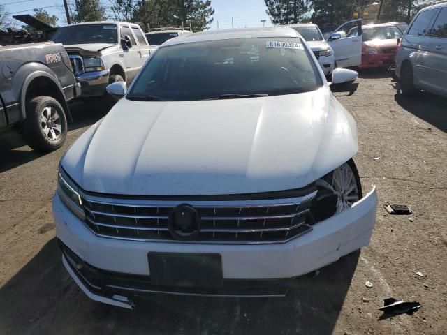 2016 Volkswagen Passat SE