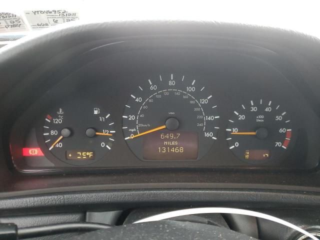 2000 Mercedes-Benz CLK 320