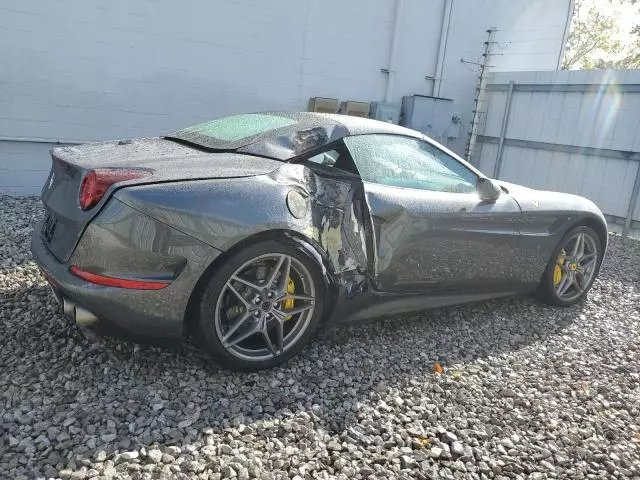 2015 Ferrari California T