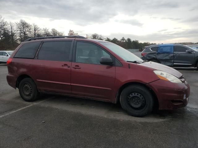 2009 Toyota Sienna CE