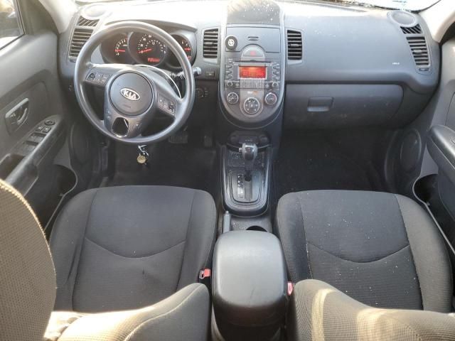 2010 KIA Soul +