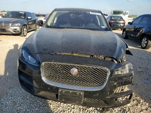 2020 Jaguar F-PACE Prestige