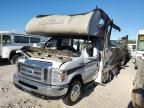 2015 Ford Econoline E450 Super Duty Cutaway Van