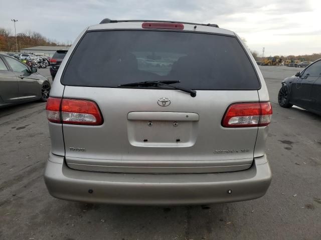 2002 Toyota Sienna LE