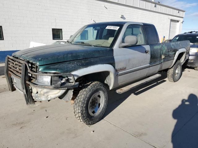 1999 Dodge RAM 2500