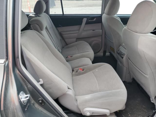 2011 Toyota Highlander Base