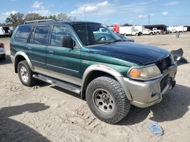 2002 Mitsubishi Montero Sport XLS