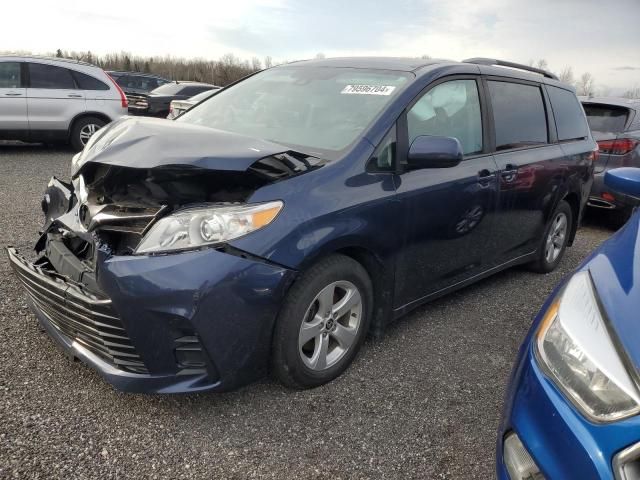 2020 Toyota Sienna LE