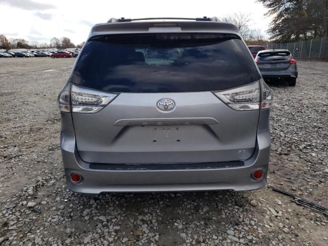 2013 Toyota Sienna Sport