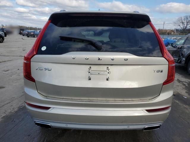 2016 Volvo XC90 T8