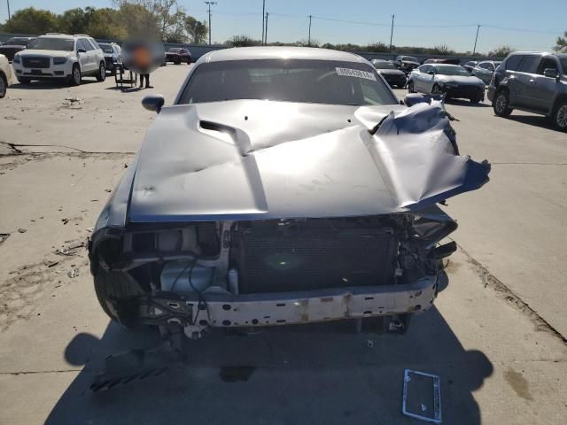 2013 Dodge Challenger SXT