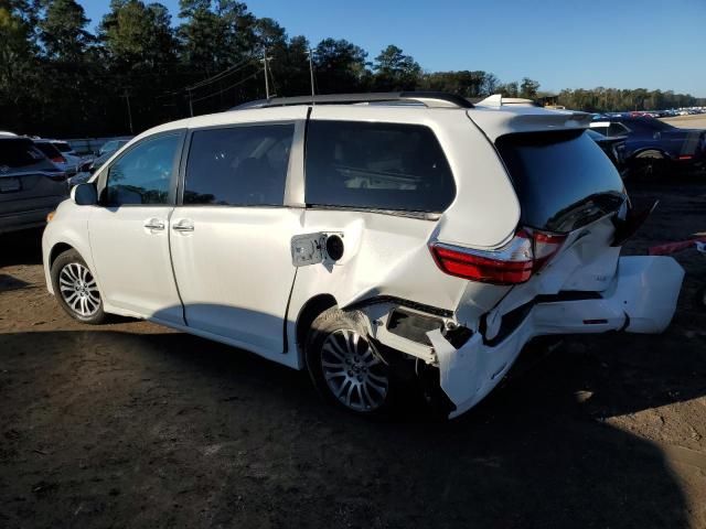 2019 Toyota Sienna XLE