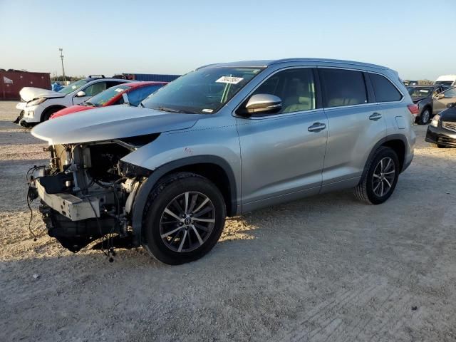 2018 Toyota Highlander SE