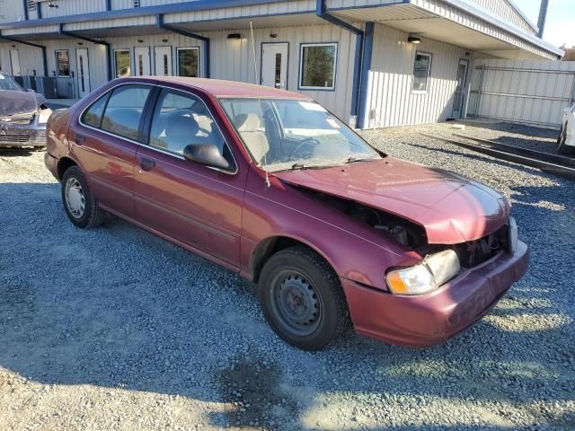 1995 Nissan Sentra Base